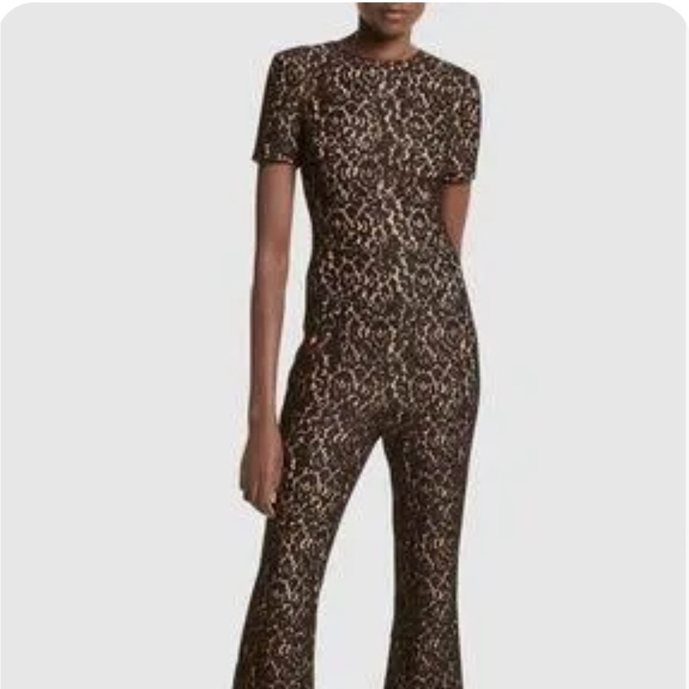 Corded Floral Lace Jumpsuitt